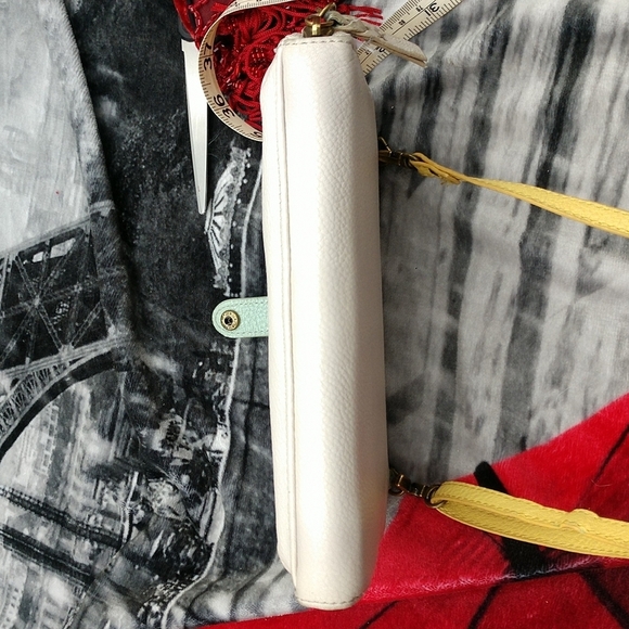 The sak leather crossbody - Picture 5 of 5